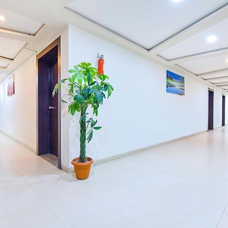 Fabhotel Skyland Ahmedabad Exterior foto